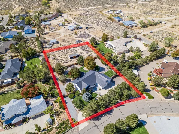 1336 Santa Cruz Dr, Minden, NV 89423