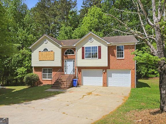 2nd image of 6052 Arbor Links Rd