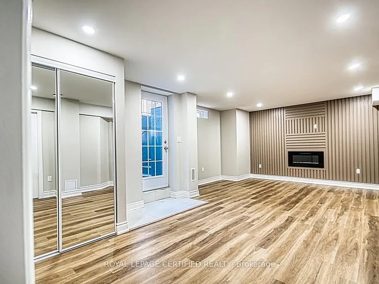 1427 Whitney Ter #BASEMENT — Photo 2