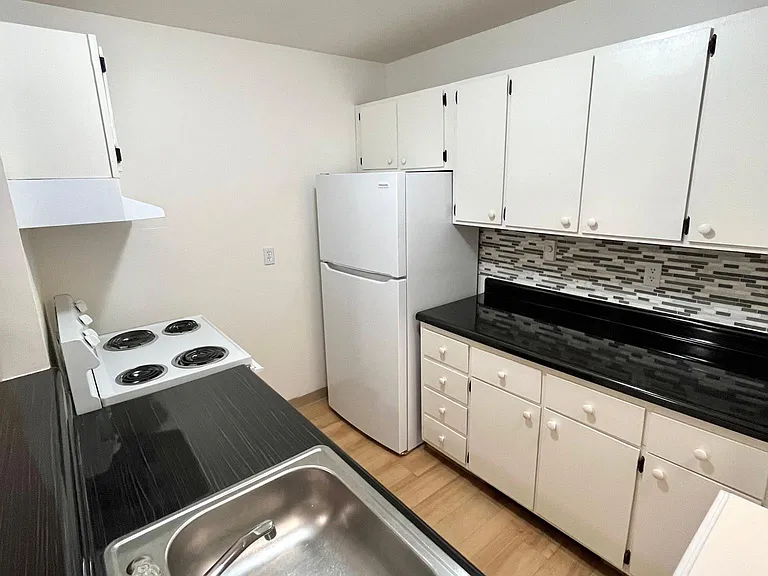 University Park Apartments — Photo 88