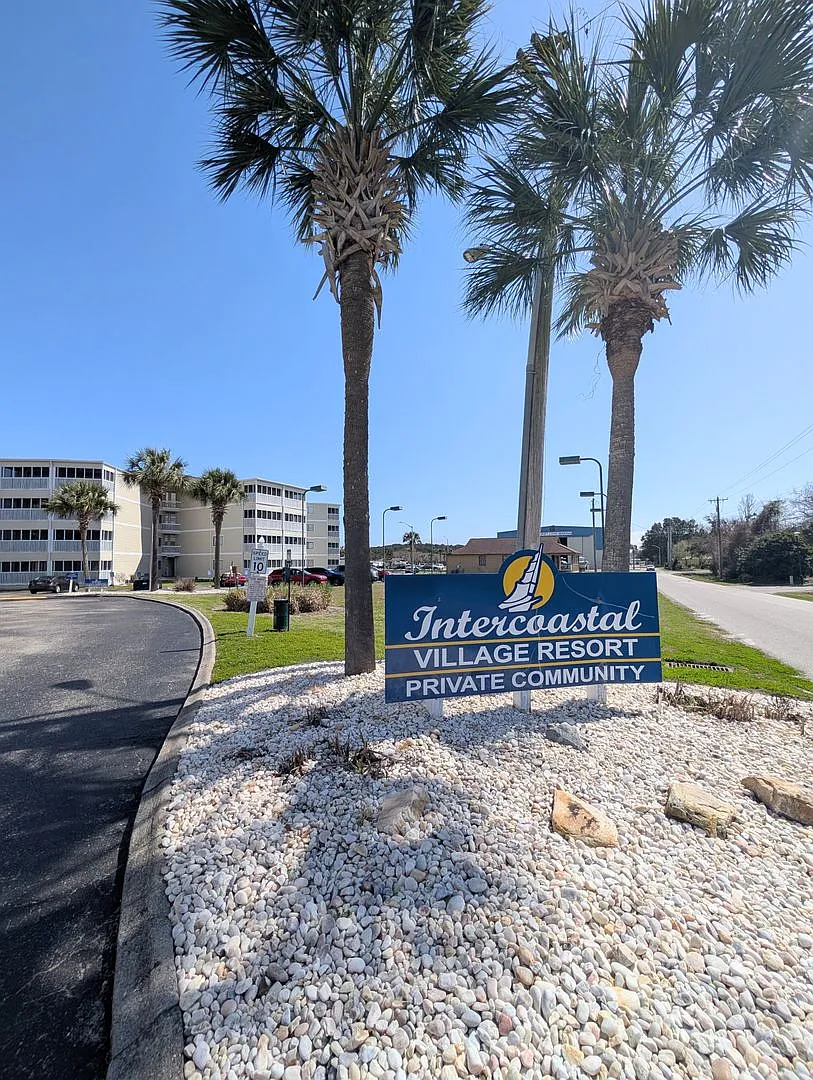 4350 Intercoastal Dr — Photo 1