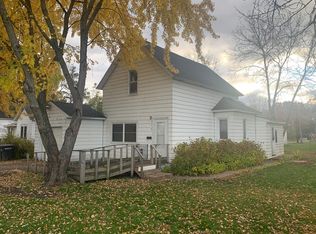 715 Lindbergh Dr NW, Little falls, MN 56345