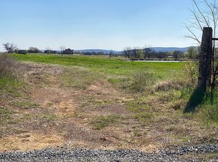 134 Walker Ln, Fort Gibson, OK 74434