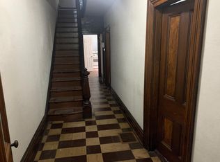 45 Lawn St #1, Pittsburgh, PA 15213
