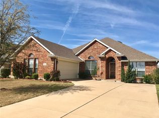 1503 Majestic Meadows Dr, Glenn Heights, TX 75154