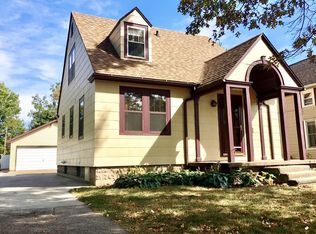 710 Broadway Ave, Sterling, IL 61081
