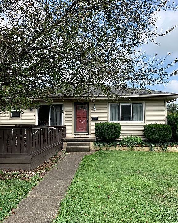 1st image of 500 Stanley Ave