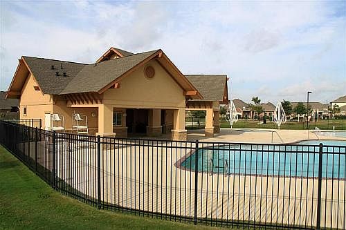 2nd image of 15423 Cabot Ridge Ln