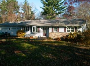 11 Overlook Rd, Gales Ferry, CT 06335