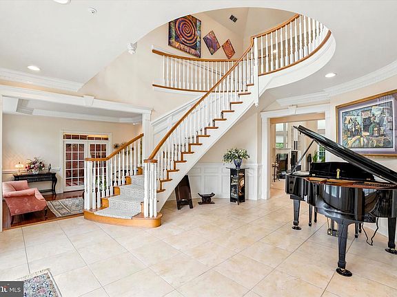 5th image of 5 Wingate Ct