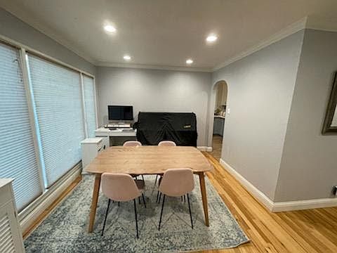 1st image of 1153 W Erin Way