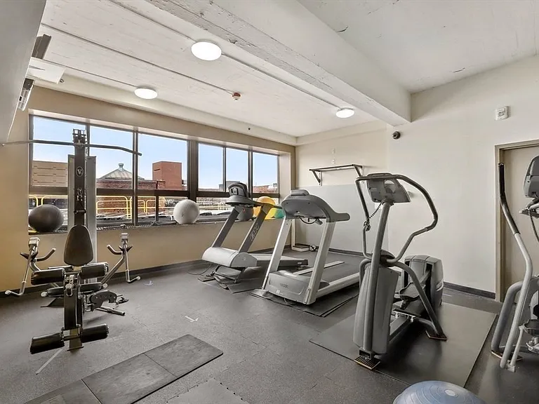 12 Stoneholm St #421 — Photo 9