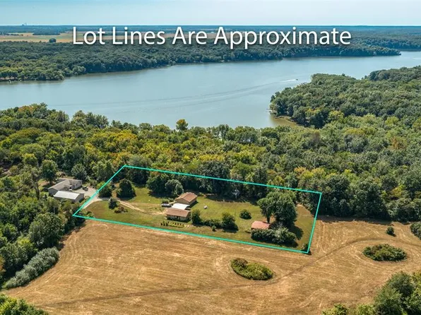 191 Shady Ln, Litchfield, IL 62056