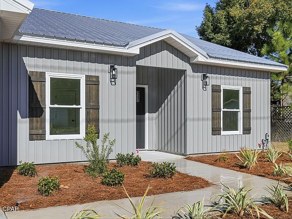 4th image of 6517 Pine Dr