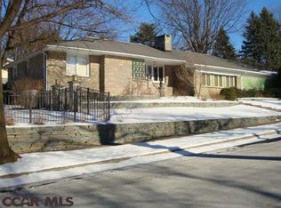 667 Franklin St, State College, PA