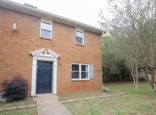 304 Lexington Dr, Lawrenceville, GA 30046