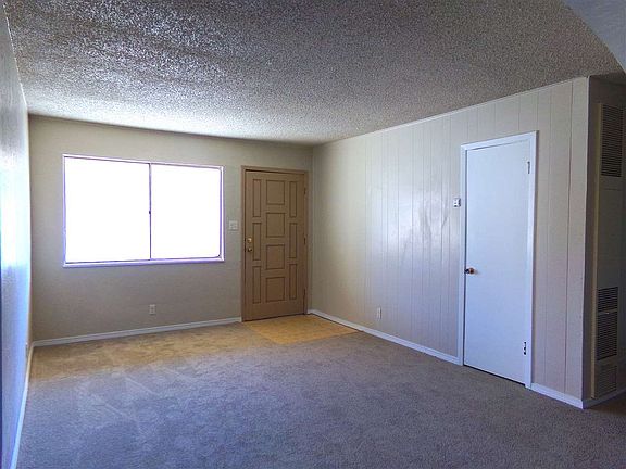 4th image of 1605 Bellamah Dr