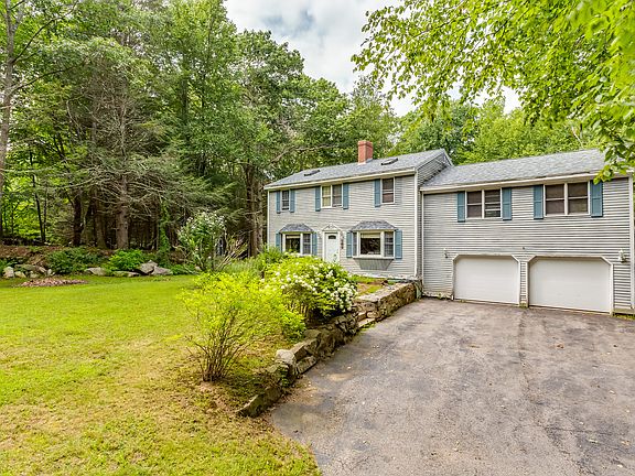 3rd image of 168 Emerson Dr