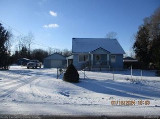 1035 Minnesota Rd, Port Huron, MI 48060