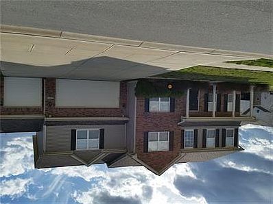 2nd image of 16940 Williamson Ln