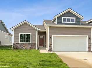 9470 Primo Ln, West Des Moines, IA 50266
