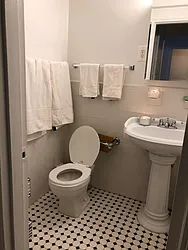 Rented by K & O Realty Associates Inc.