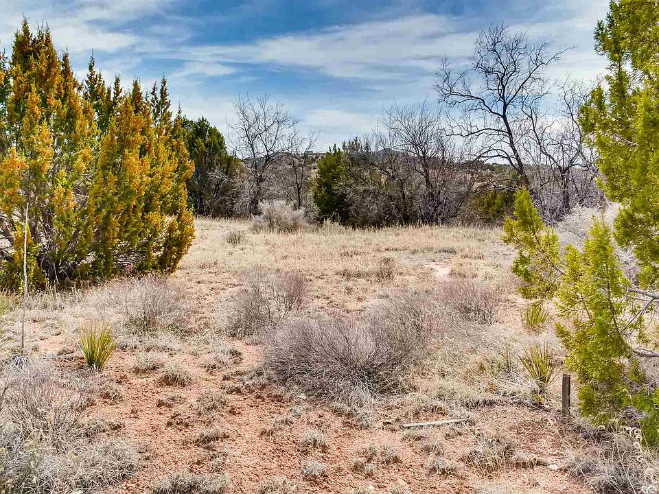 31 Vista Lagunitas, Santa Fe, NM 87507 Zillow