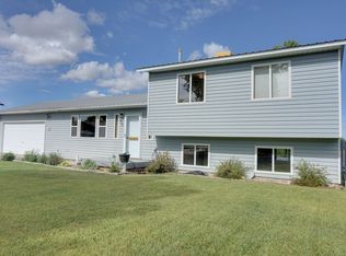 1511 La Mesa Cir, Rangely, CO 81648
