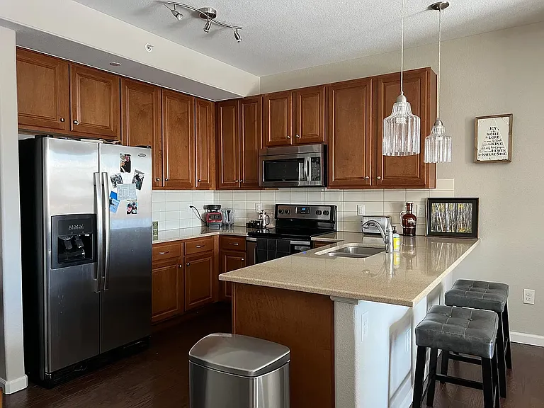 1044 Rockhurst Dr #406 — Photo 9