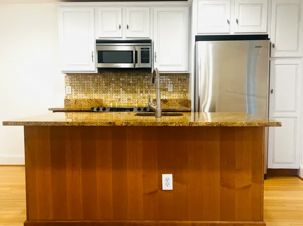 1663 Newton St NW APT 1, Washington, DC 20010