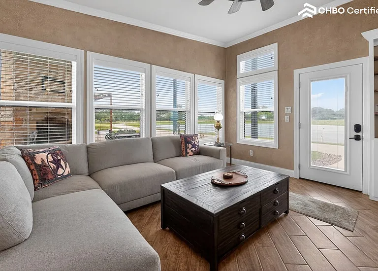 Furnished Rental in La Vernia, TX