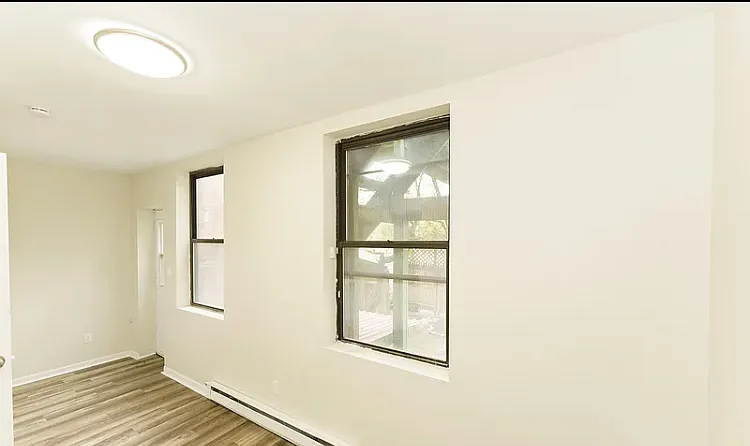 231 Elm St #2 — Photo 7
