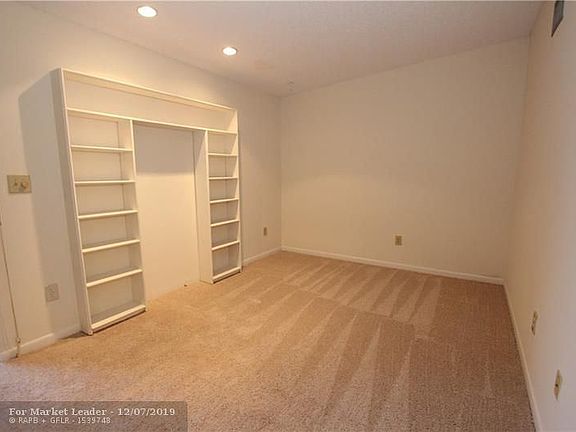 5th image of 10593 E Clairmont Cir #211