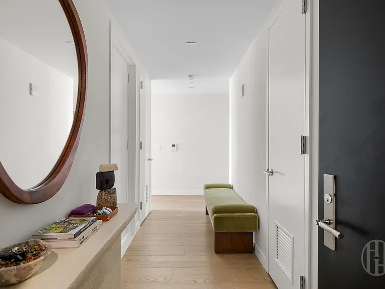 505 W 43rd St #14H — Photo 14