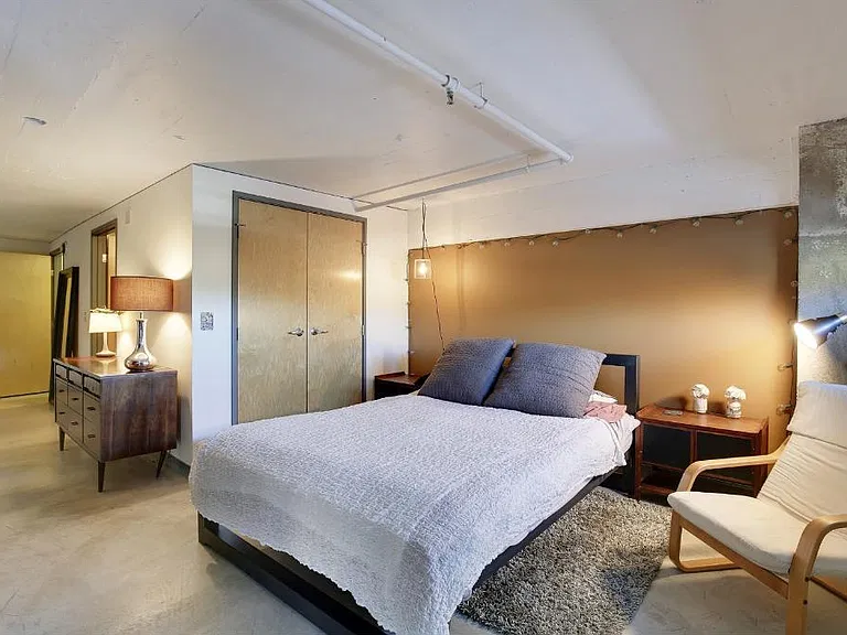 250 Park Ave #213 — Photo 12