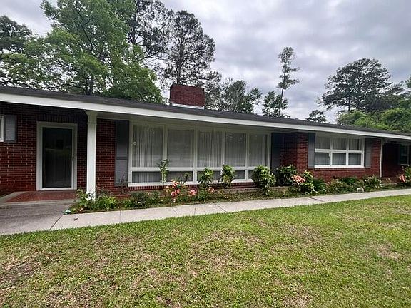 2nd image of 201 Overhill Dr