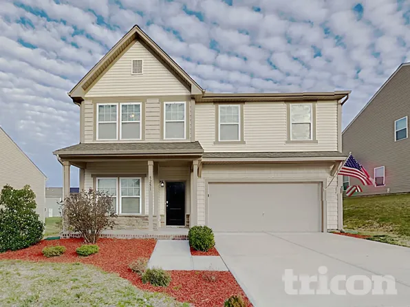 5251 Smoky Ridge Ln, Winston Salem, NC 27127