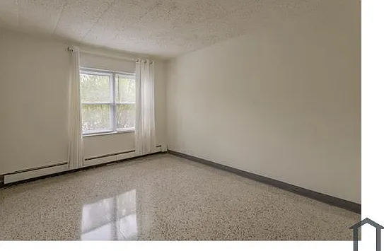 2441 Holmes St #11 — Photo 19