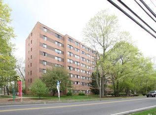 Newfield Towers, Middletown, CT 06457