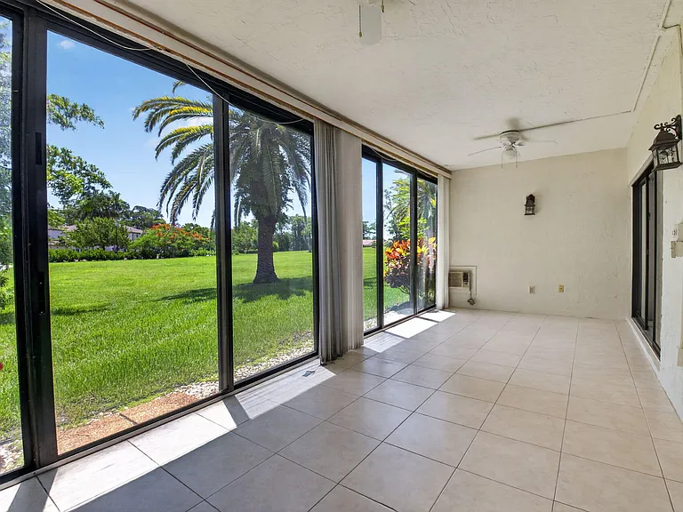9264 Vista Del Lago #A — Photo 33