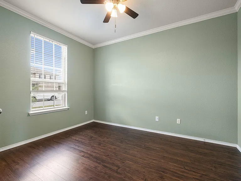 11801 Jackson Falls Way — Photo 5
