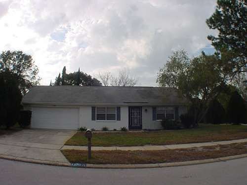 2nd image of 1690 E Dorchester Ct