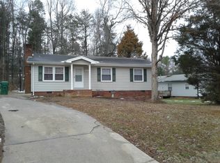 1409 Waterloo Dr, High Point, NC 27260