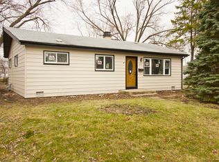 620 W James St, Villa Park, IL 60181