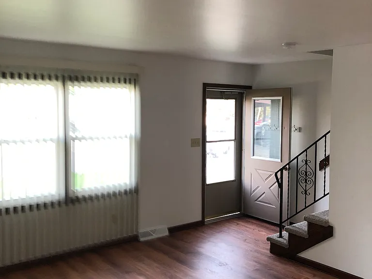 45 Oak Ct — Photo 5