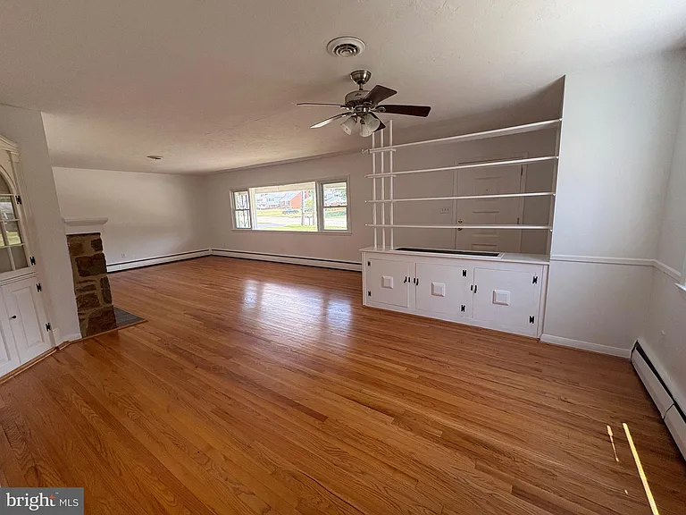 1215 Milltown Rd — Photo 6