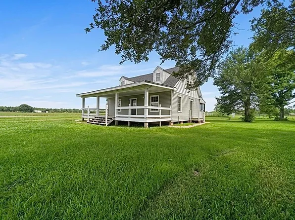 6908 Murl Ellender Rd, Sulphur, LA 70665