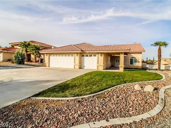 17772 Pebble Beach Dr, Victorville, CA 92395