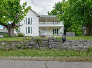 101 Waters St, Centerville, TN 37033