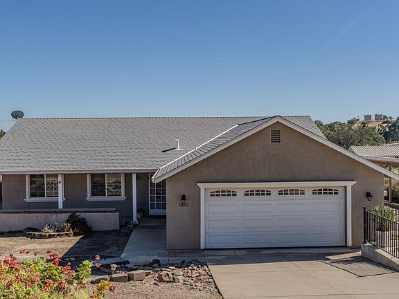 3rd image of 4124 Lakeview Dr